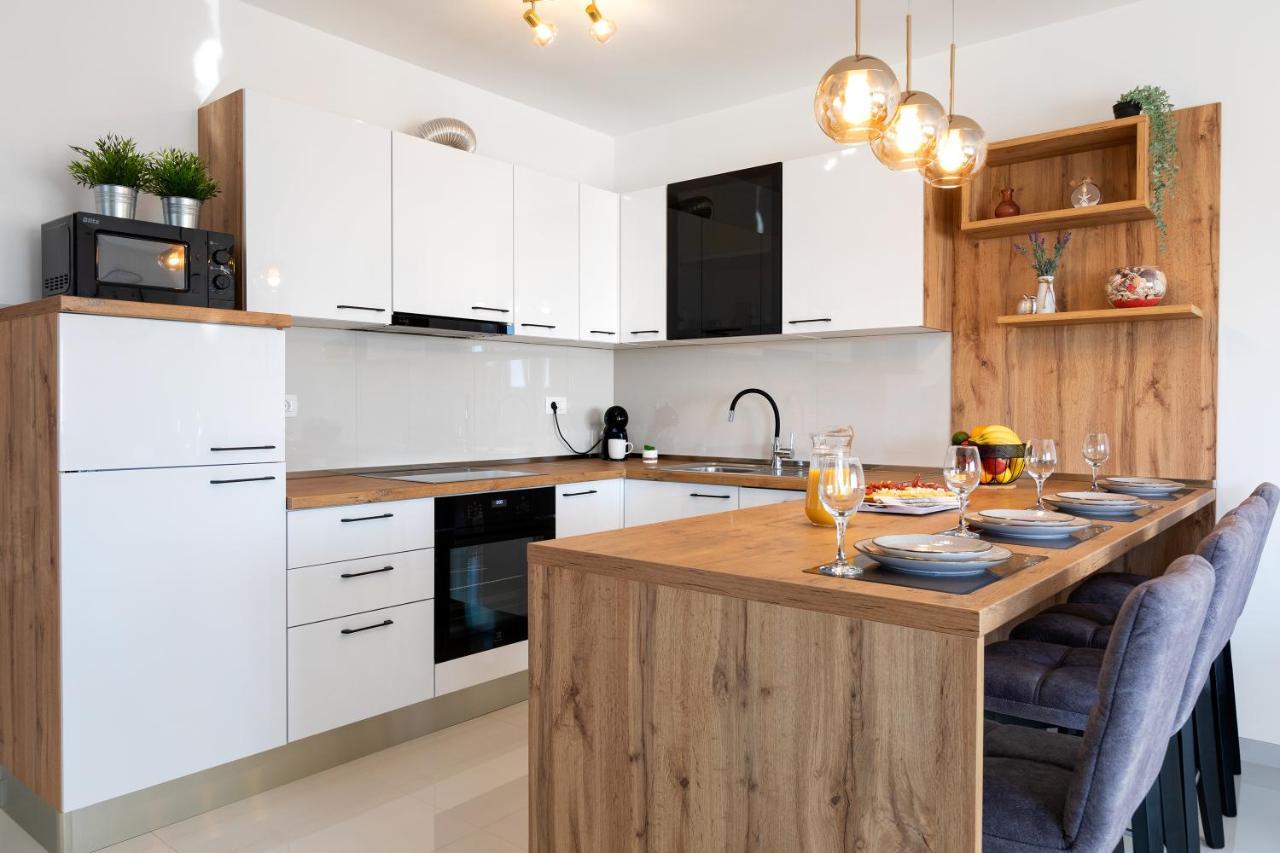 Sunny Island Apartment Trogir Ngoại thất bức ảnh